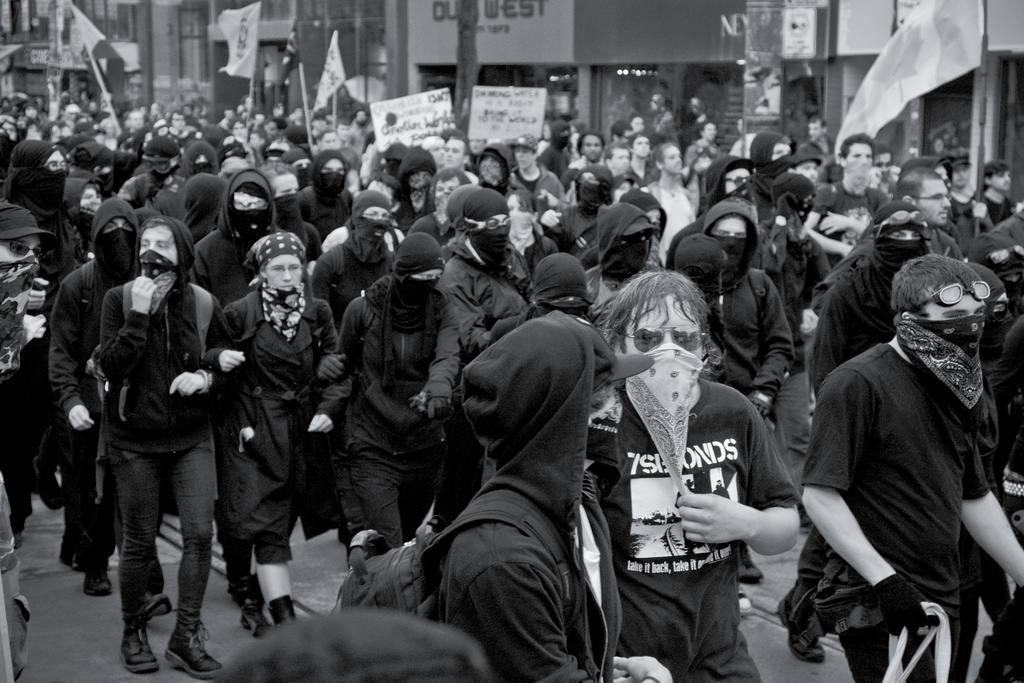 Os Black Bloc: nem vândalos, nem revolucionários