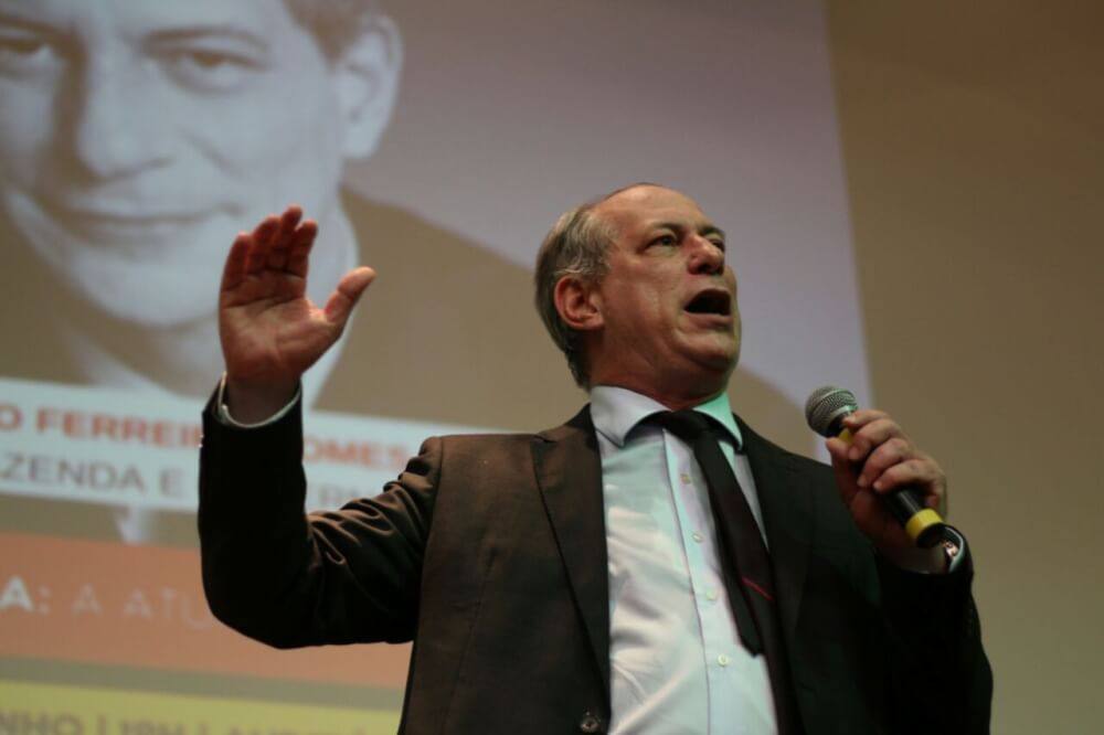 Ciro Gomes é de esquerda ou de direita?