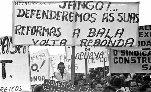 Comício da Central - em favor das reformas de base