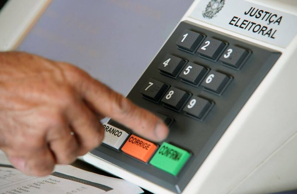Pesquisa Eleitoral: É fraude ou funciona ?