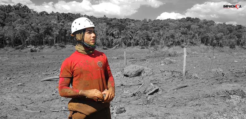 Bombeiros podem sofrer com contaminação em Brumadinho